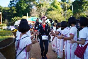 BIB: 2100
                            <button type="button" onclick="openModal(18983644)" class="btn btn-primary btn-sm float-right btn-popup" data-toggle="modal" data-target=".modal-high-quality">
                        <i class="fas fa-shopping-cart"></i> Add to Cart
                    </button>
                                            <button type="button" onclick="isThisMe(18983644, true)" class="btn btn-success btn-sm float-right btn-popup btn-isme hidden" data-toggle="tooltip" data-placement="bottom" title="นี่คือรูปของคุณใช่ไหม คลิกที่นี่เพื่อเอาเข้าอัลบั้ม">
                        <i class="fas fa-plus"></i> Add to album
                    </button>
                    <button type="button" onclick="isThisMe(18983644, false)" class="btn btn-warning btn-sm float-right btn-popup btn-isnotme hidden">
                        <i class="fas fa-ban"></i> Remove from album
                    </button>